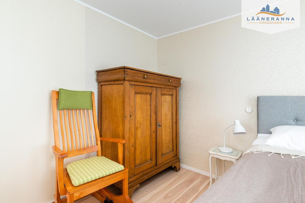 Promenaadi Apartament Haapsalu Buitenkant foto